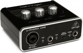 Interface Usb Behringer U-Phoria UM2