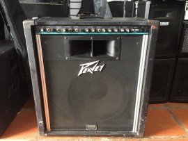 Amplificador Peavey KB300 150w Rms - made in USA!